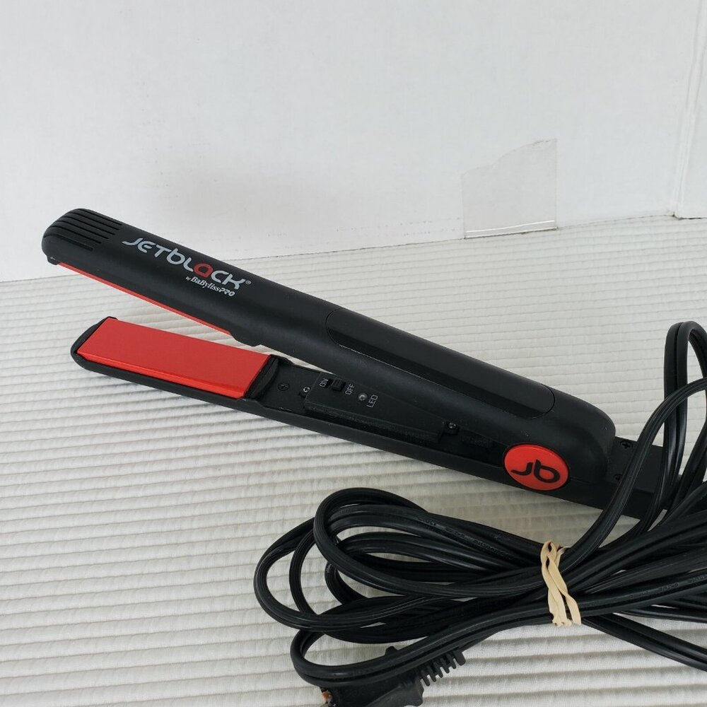 Jetblock By Babyliss Pro Jet-100C 1" Hot Straightener Iron Red Heats Up Works